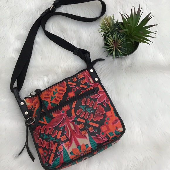 Fossil Handbags - 🎉HP🎉 Fossil Colorful Crossbody